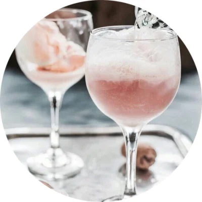 Pembe şampanya